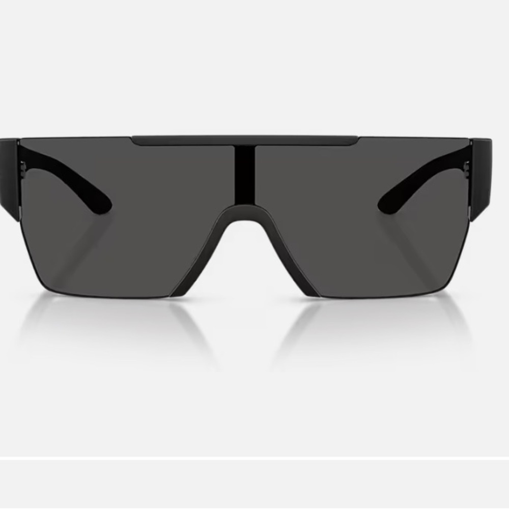 Burberry Black Sunglasses